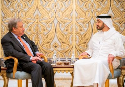 عبد الله بن زايد يبحث مع الأمين العام للأمم المتحدة الأوضاع في اليمن