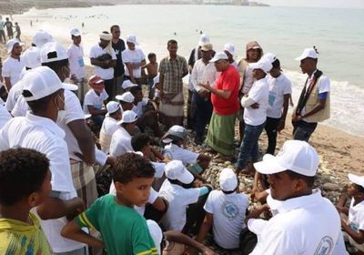 اختتام حملة نظافة شواطئ مدينة المكلا بحضرموت (صور)
