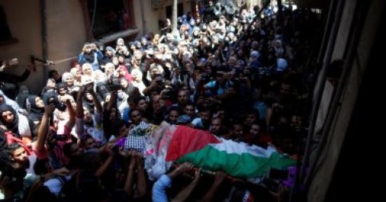 تشييع جثمان شهيد بلدة العيسوية بالقدس بعد تسلمه من قوات الإحتلال