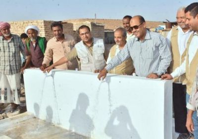 بدعم من اليونيسيف..تدشين مشروع مياه منطقة رأس العقيّم بحضرموت