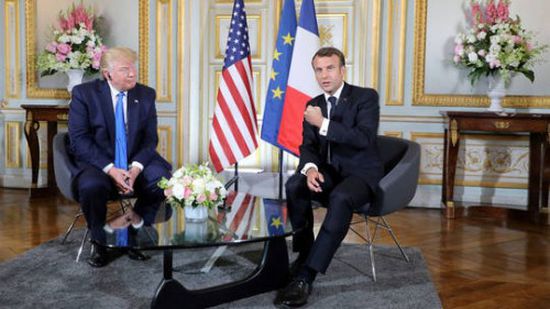 ترامب وماكرون يبحثان هاتفيا تجاوز إيران الإتفاق النووي