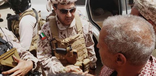قائد التحالف العربي يعزي "أبو الشهداء" في وفاة القائد مازن الشوبجي