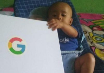 إطلاق اسم "جوجل" على مولود بإندونيسيا والشركة ترسل له بعض الهدايا