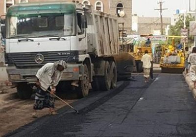 مليشيا الحوثي تتسبب في وقف تنفيذ مشروعات حيوية بإب وصنعاء