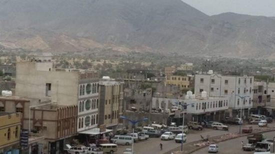 مواطنون يمهلون السلطة بردفان أسبوعا لحل أزمة انقطاع المياه 