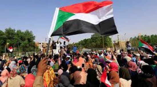 صحفي: هناك من يريد صوملة السودان