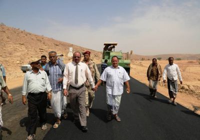 تدشين أعمال سفلتة مشروع طريق ساه &ndash; رسب بحضرموت