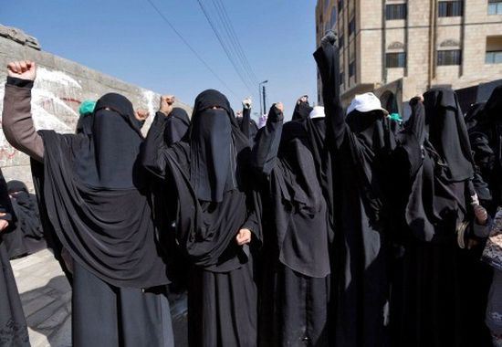 ارتفاع خطير في أعداد السيدات اللاتي يتعرضن لانتهاكات حوثية خلال هذا العام