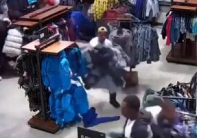 في 30 ثانية.. عصابة تسرق متجر ملابس بولاية ويسكونسن الأمريكية