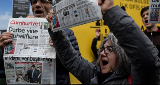 أردوغان يمارس التحريض ضد صحافيي وسائل الإعلام الأجنبية