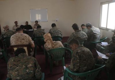 لليوم الثاني..استمرار فعاليات الدورة التدريبية لقوات الحزام الأمني بعدن (تفاصيل)