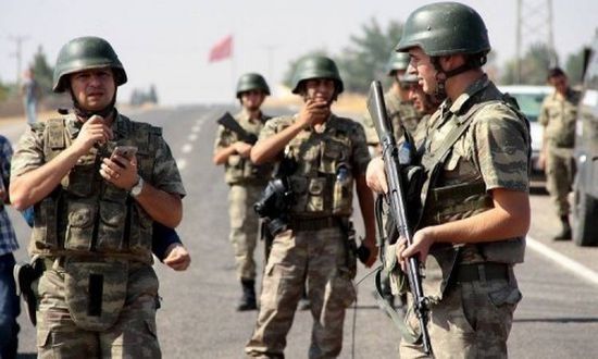 مقتل جنديين تركيين في هجوم مسلحين أكراد
