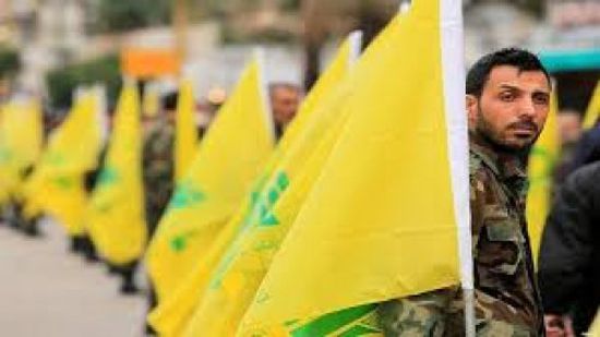 إعلامي يُهاجم برلمان لبنان بسبب حزب الله