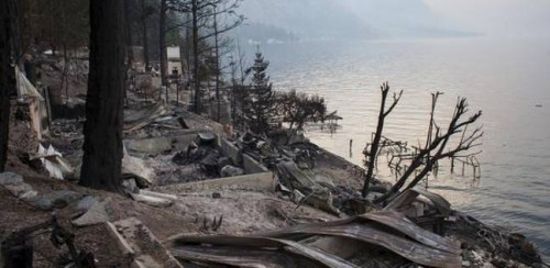    مقتل 6 سياح وإصابة العشرات بسبب الطقس السيئ في اليونان (صورة)