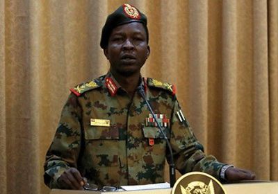 العسكري الانتقالي السوداني يوقف الضباط المتورطين بالمحاولة الانقلابية الفاشلة