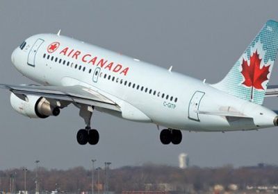 بسبب مطبات هوائية.. طائرة كندية تهبط اضطراريًا بهاواي 