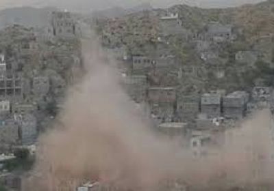 قصف حوثي عشوائي باتجاه قريتي الشغادر ولكمة الدوكي وسط حجر