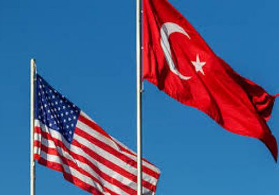 سياسي: العلاقة بين تركيا وأمريكا وصلت لمرحلة اللاعودة