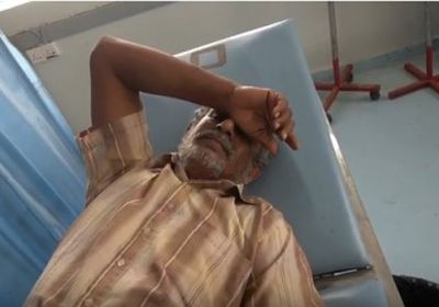 سقوط ضحايا مدنيين في قصف حوثي عنيف على منازلهم بالتحيتا (فيديو)