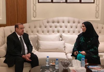 رئيس "النواب" اليمني يصل الإمارات في زيارة رسمية 