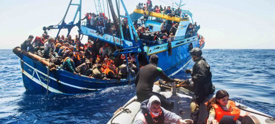 إنقاذ 141 مهاجرًا من الغرق بين المغرب وإسبانيا