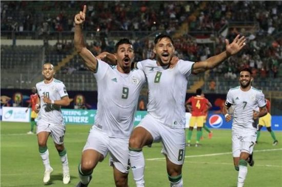 عقب صعوده لنهائي كأس أمم أفريقيا.. هاشتاج " الجزائر " يغزو مواقع التواصل