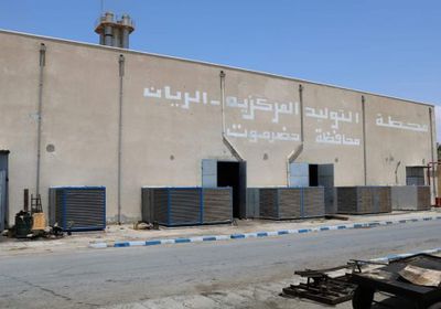 لحل مشكلة الكهرباء بحضرموت..وصول قاطرات محملة بالديزل من العاصمة عدن