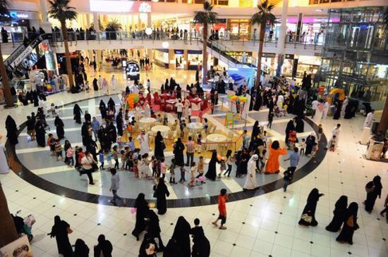 هاشتاج " فتح المحلات السعودية 24 ساعة " يتصدر ترندات المملكة