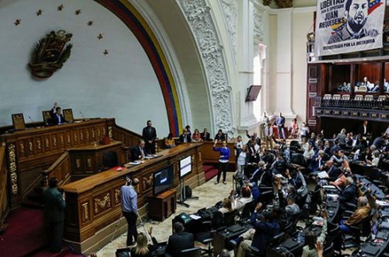 زعيم المعارضة الفنزويلية يترأس جلسة البرلمان اليوم
