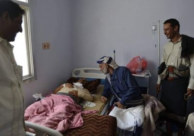 رئيس انتقالي شبوة يزور المناضل الدغاري للاطمئنان على صحته