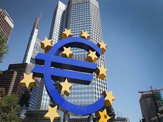 البنك الأوروبي يفكّر في زيادة الاستثمارات بمصر