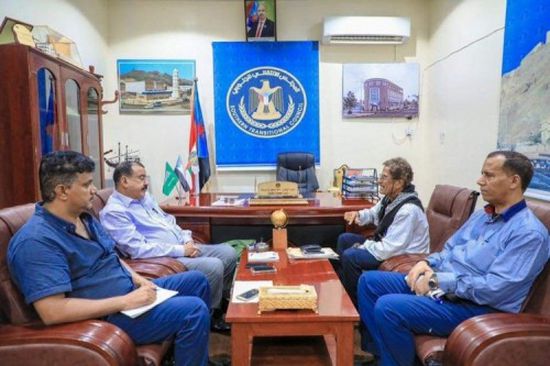 تفاصيل لقاء بن بريك مع الناطق الرسمي لمجالس التنسيق العسكرية بالجنوب