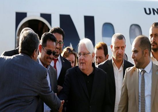 غريفيث يغادر صنعاء بعد لقاءات مع قيادات حوثية