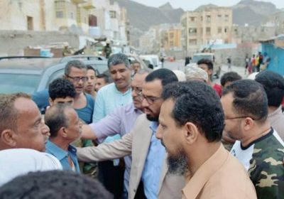 نائب رئيس الانتقالي يقدم واجب العزاء لأسرة لطفي شماخ