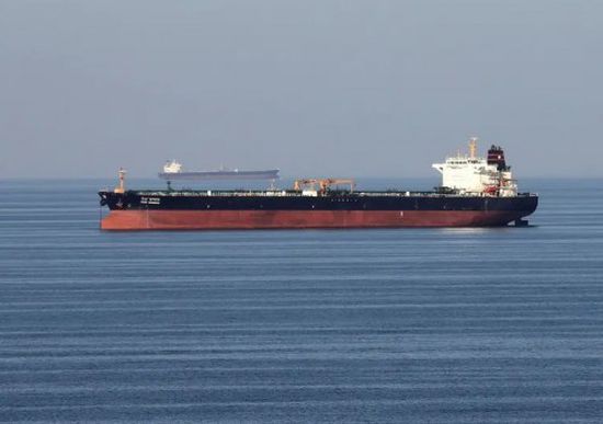 إيران تحتجز سفينة بريطانية أخرى خلال مرورها بمضيق هرمز