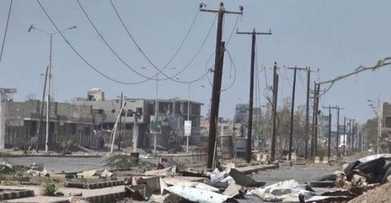قصف عنيف من مليشيا الحوثي على مواقع القوات المشتركة بالصالح