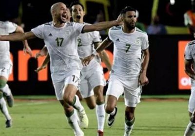 منتخب الجزائر يصل إلى بلاده