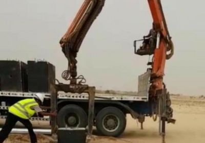 بدعم سعودي.. إطلاق مشروع إنارة طرق حجة بالطاقة الشمسية (صور)