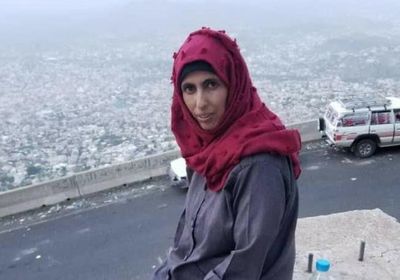 وفاة المناضلة عائدة العبسي بسبب خطأ طبي في أحد مستشفيات تعز