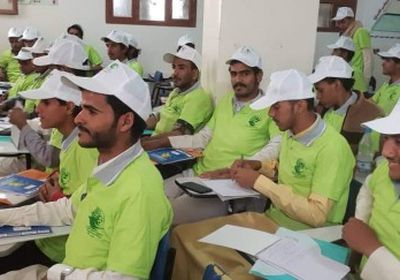 بدعم سعودي.. دورات لتأهيل المزارعين في الجوف (صور)