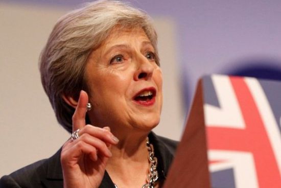 الإثنين.. "ماي" تترأس اجتماعًا بريطانيًا لبحث أزمة السفينة المختطفة في إيران