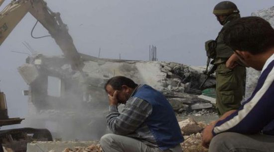 مُحذّرًا من المخطط الصهيوني.. "عريقات" يطالب بمحاسبة إسرائيل 