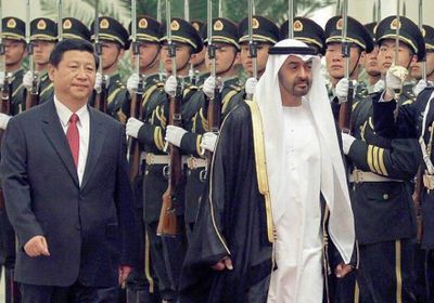 الرئيس الصيني يستقبل ولي عهد أبوظبي في بكين