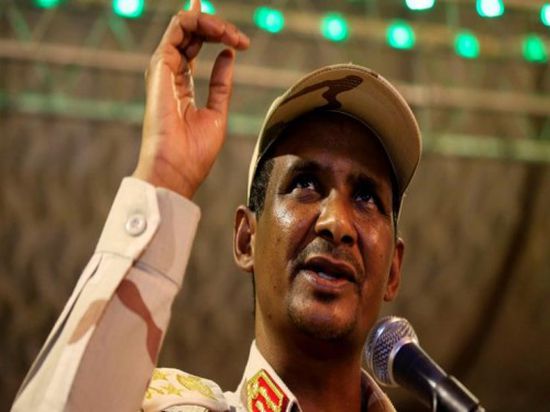 دقلو:المجلس العسكري ليس ضد الشباب السوداني ولا المدنية