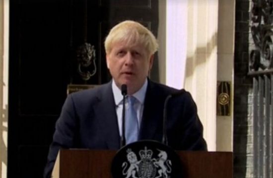 ماذا قال رئيس الوزراء البريطاني الجديد في كلمته الأولى بشأن البريكست؟