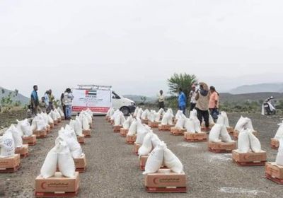 بدعم إماراتي..حملة إغاثية لنازحي محافظة الضالع (صور)