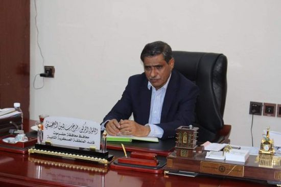 بسبب الطقس السيئ..محافظ حضرموت يوجه بضرورة اتخاذ الإجراءات اللازمة لحماية المواطنين