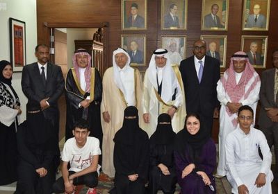 " التضامن الإسلامي " يوقع اتفاقية لدعم الطلاب المتفوقين من اليمن (صور)