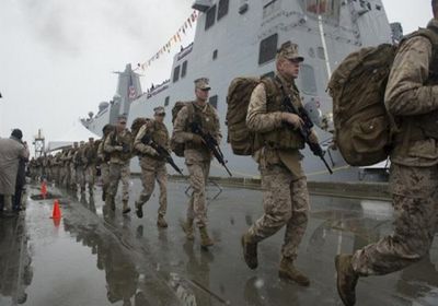 القبض على 16 من أفراد قوات البحرية الأمريكية لارتكابهم جرائم تهريب بشر ومخدرات