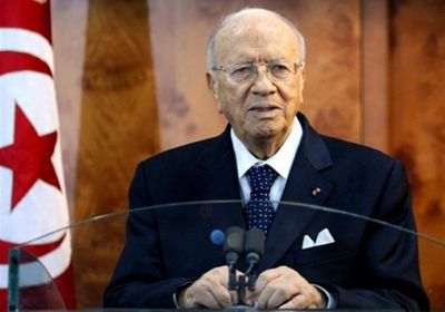الرئيس المصري يعلن حالة حداد 3 أيام لرحيل نظيره التونسي
